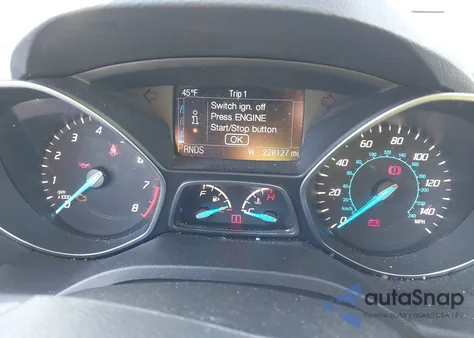 2014 Ford Escape Titanium z USA, uszkodzony, nr VIN 1FMCU9J90EUA00577